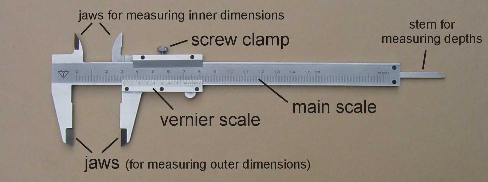 How do I read a manual vernier caliper?